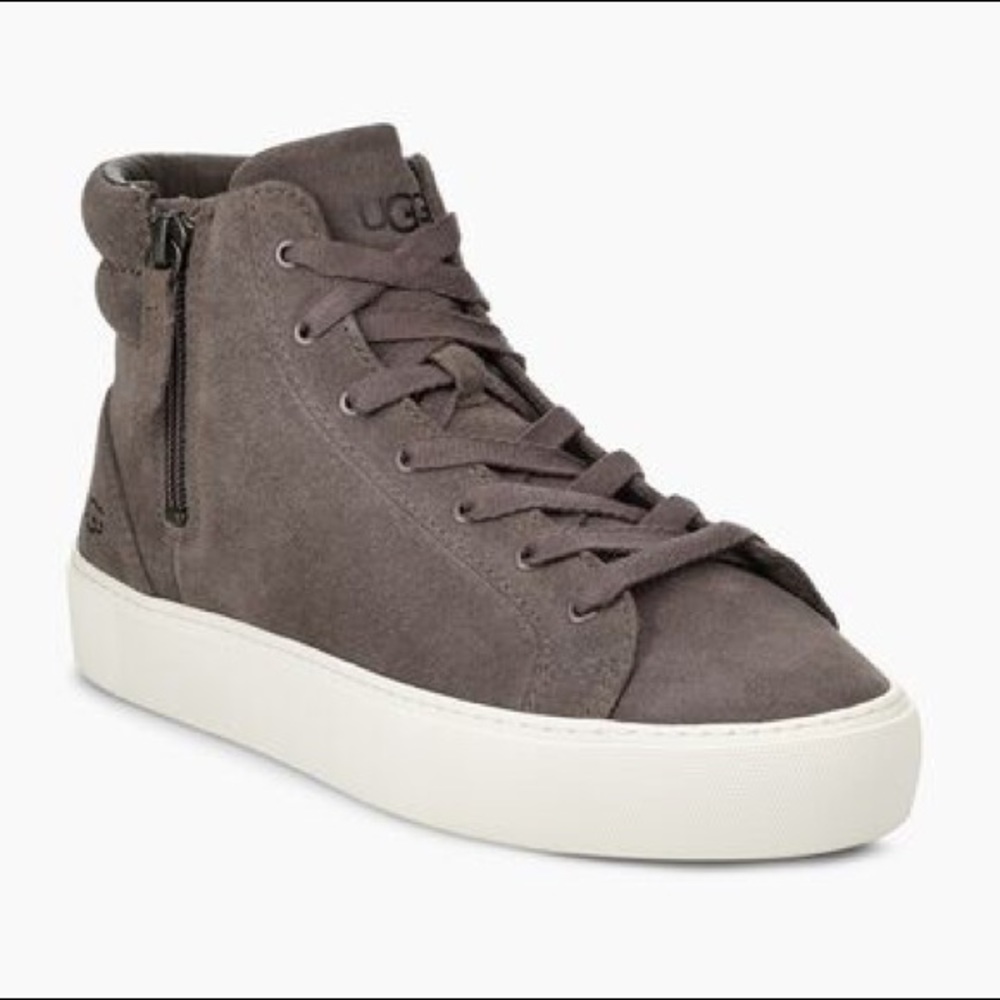 💯 SOLD 💯 NWT:Ugg Olli Sneaker